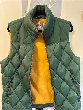 Scotch & Soda Green Quilted Vest with Yellow Lining (L)